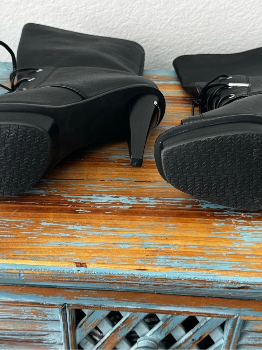 Michael Kors St Marks Boot Black Leather Peep Toe Lace Up Booties Heels Size 8 - Picture 4 of 8